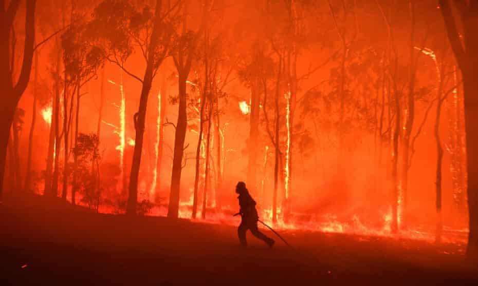 australian bushfire appeal - single man fighting fire